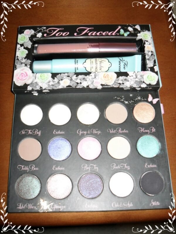 enchanted glamourland paleta de sombras de ojos de Too Faced