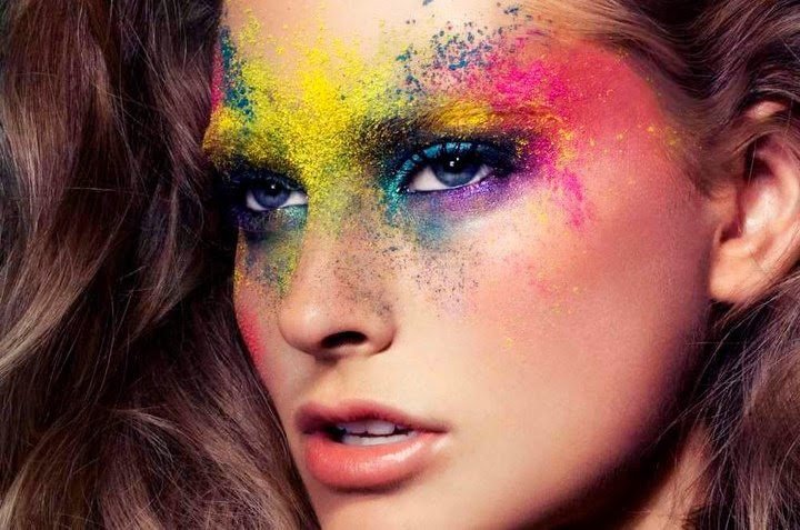 obsesive compulsive firma cosmética