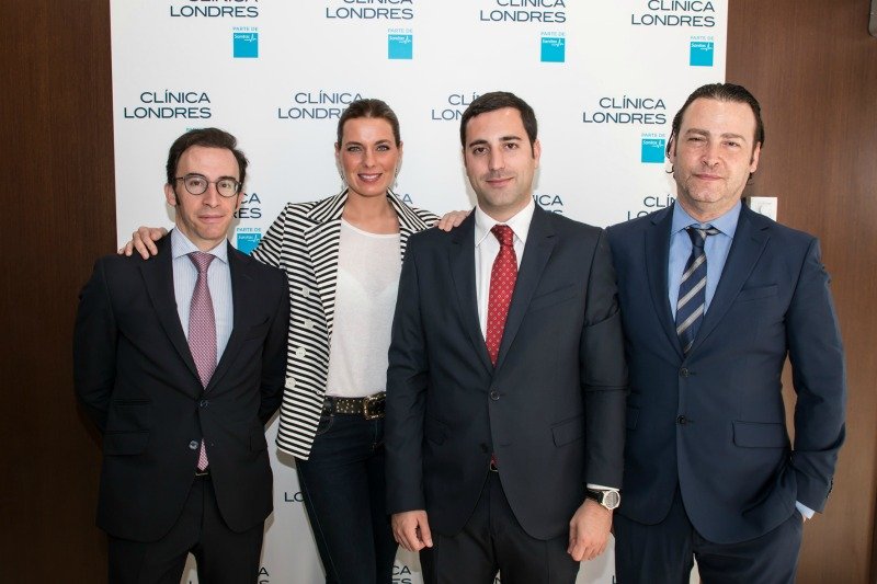 Clínica Londres Alejandra Osborne con el equipo médico
