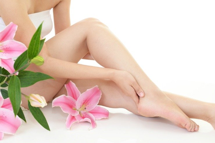 productos para los cuidados de uñas. manos y pies