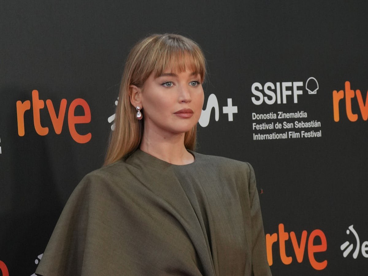 el look de Jennifer Lawrence en el festival San Sebastián